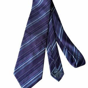 Giorgio Armani Elegant Purple and Blue Tie